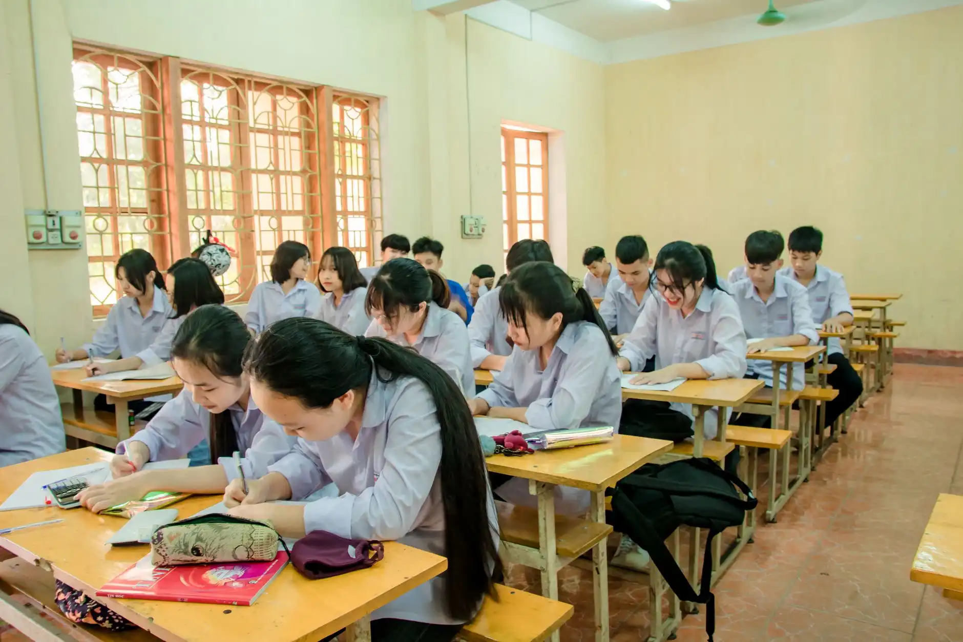 重庆企业活动策划全流程解析：从创意方案到舞台搭建的落地要点