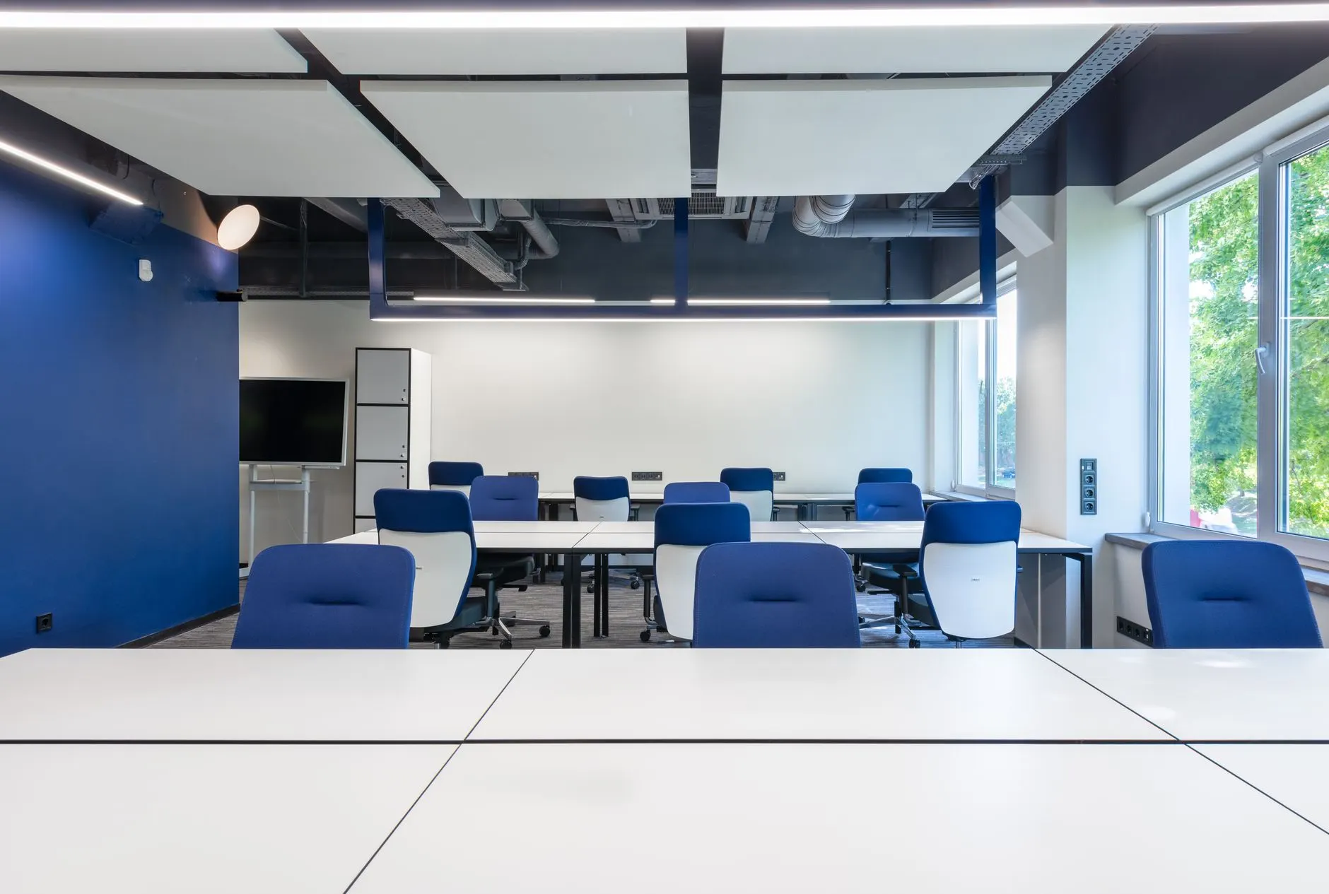 重庆会议服务全流程执行标准与场地布置要点解析