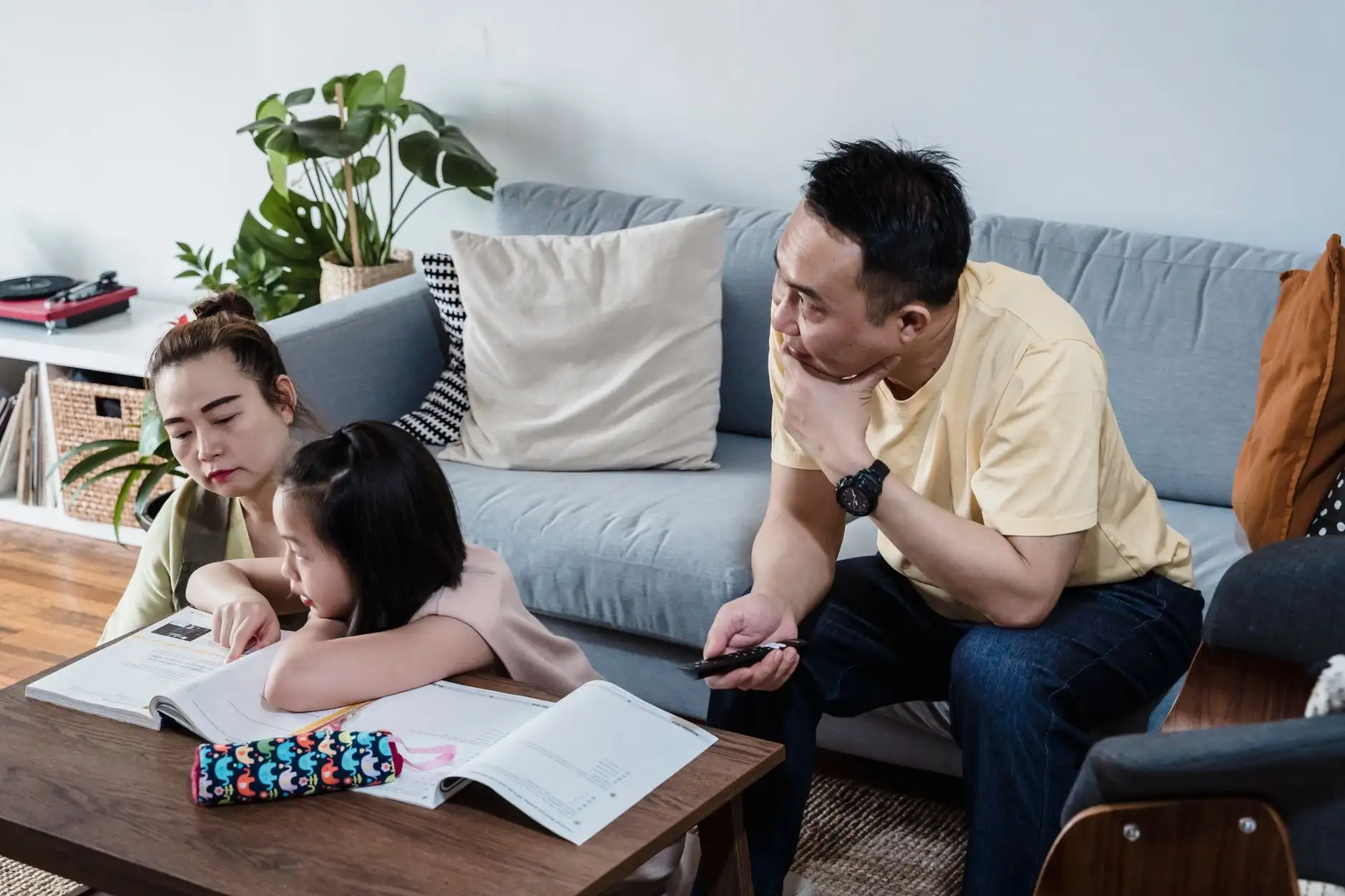 重庆企业活动策划与会议服务如何选择？从策划到舞台搭建的全流程解析